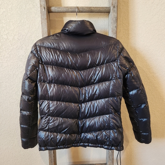 The North Face 2010 Nuptse Women's Shiney Grey Puffer Coat - Size Medium - Picture 2 of 10